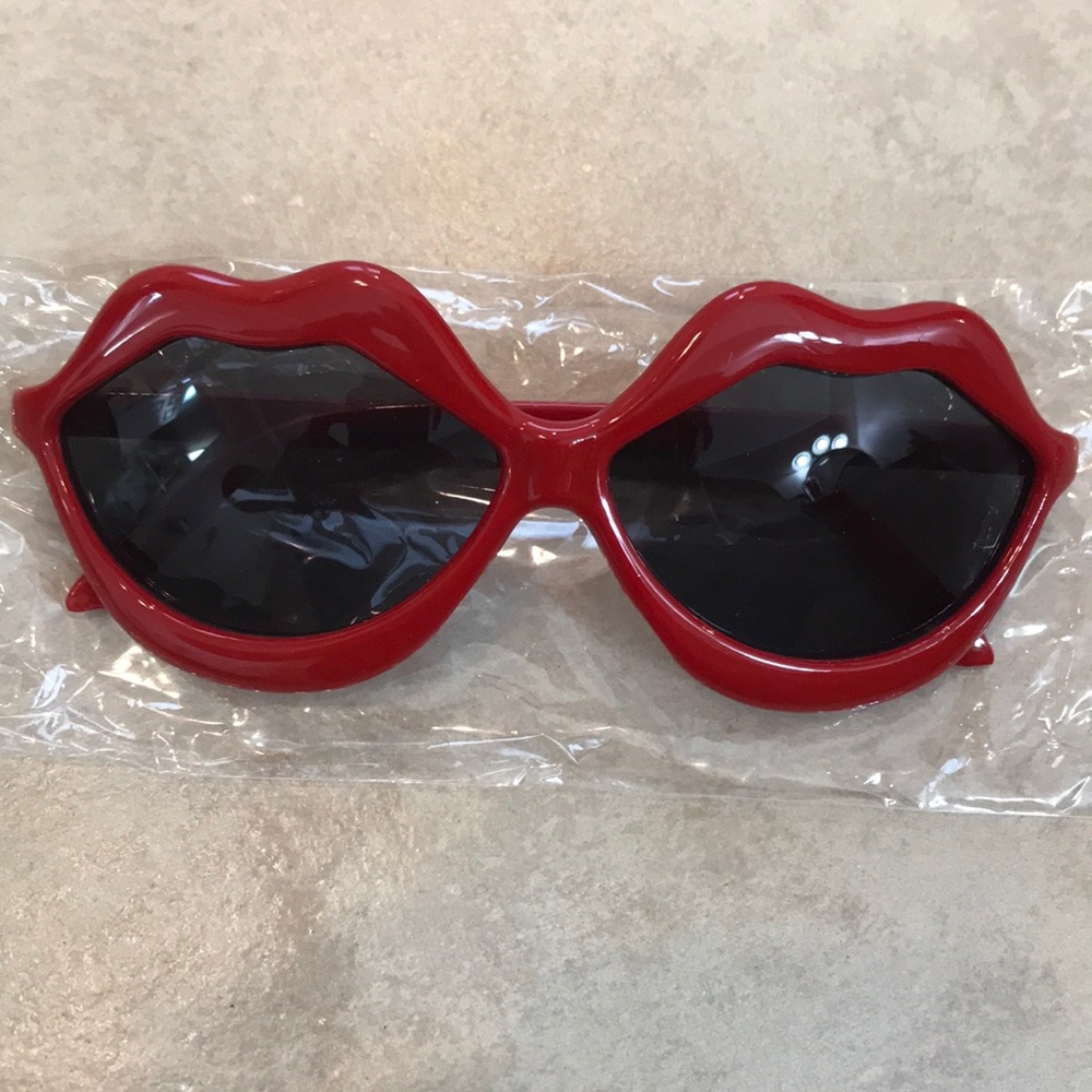 Lips Sunglasses
